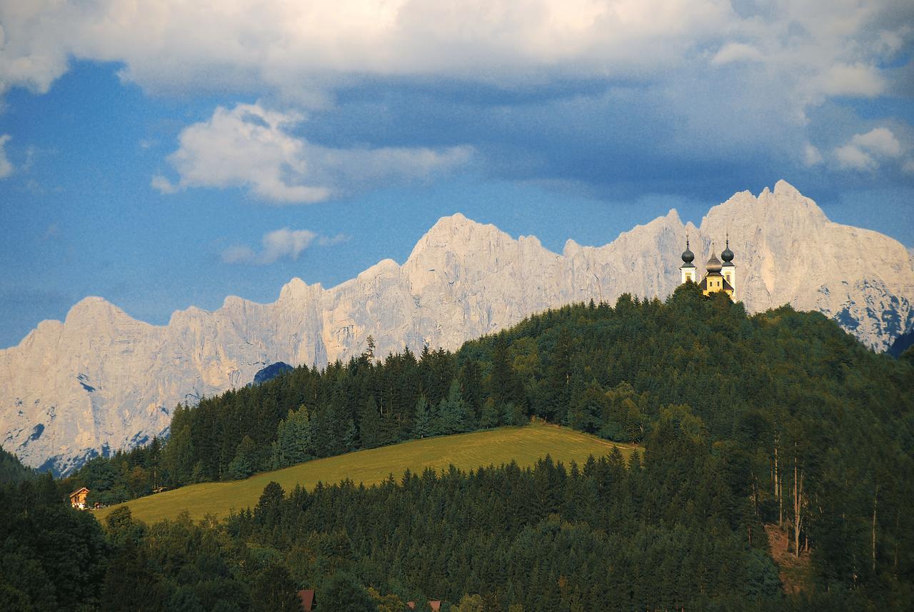 Landgasthof Buchner Адмонт Экстерьер фото